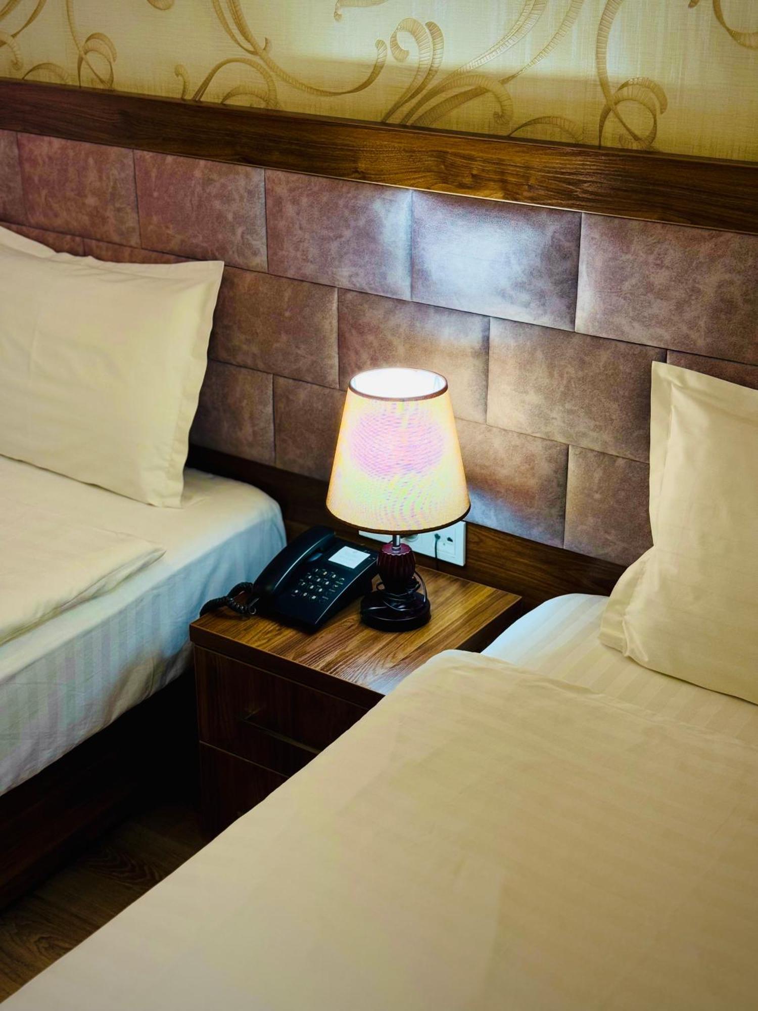 Ark Billur Halal Hotel タシュケント エクステリア 写真